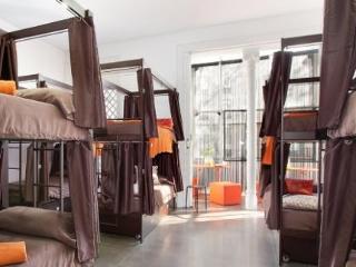 Hip Karma Hostal *